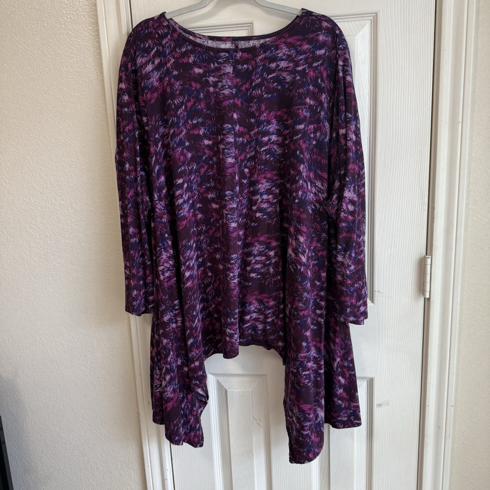 Roaman's 4X/5X Shades Of Purple Super Flared Sharkbite Style Stretchy Long Top - Picture 3 of 8